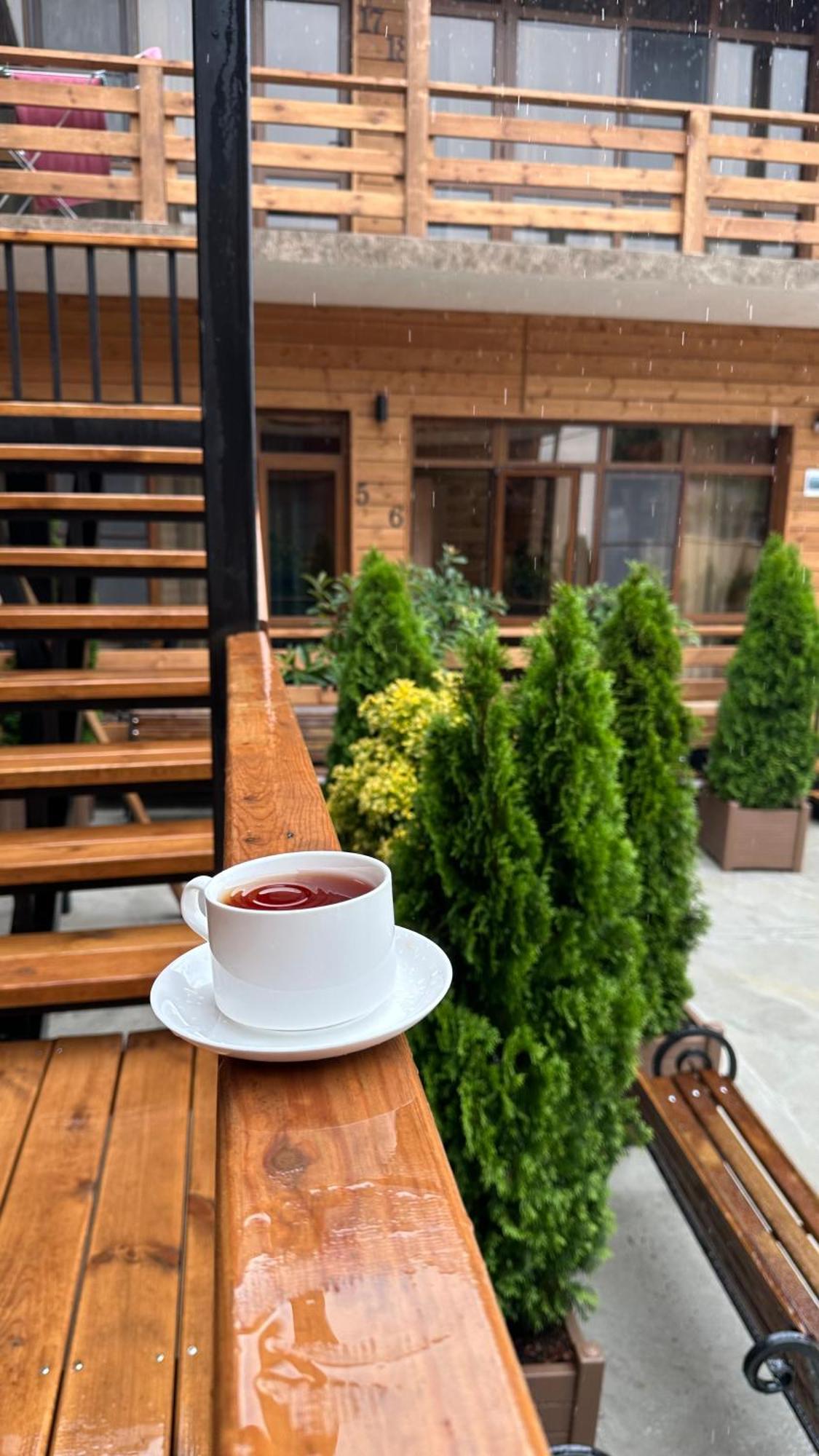 Hotel Лилия Gudauta Exterior foto